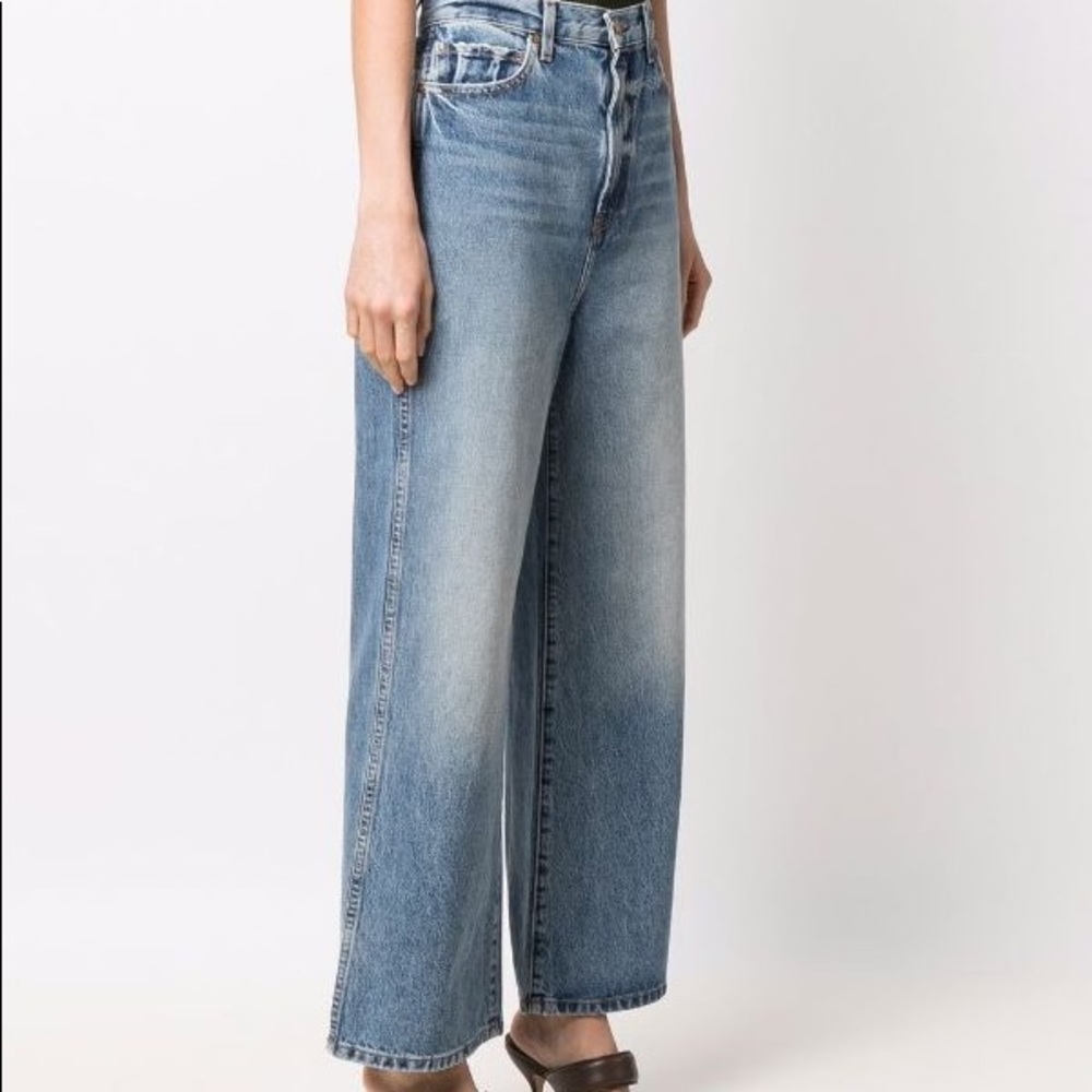 KHAITE
The Jordan wide leg jeans